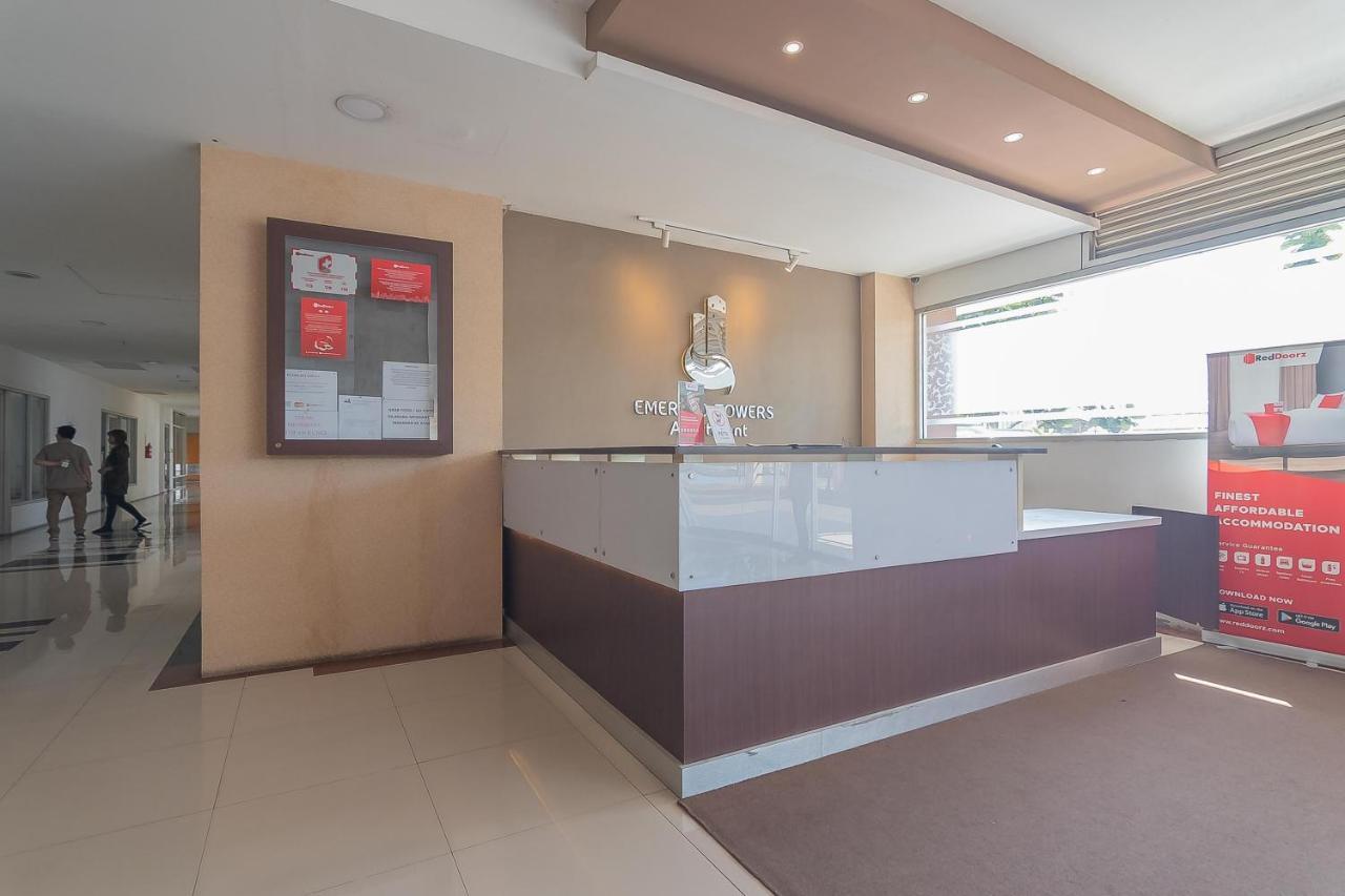 Reddoorz Apartment @ Emerald Towers Bandung Luaran gambar